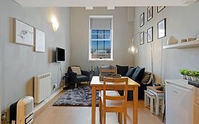 Duplex 3 Bedroom Mezzanine Apartment - Heart Of Edinburgh